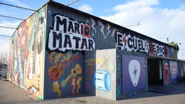 La Escuela de Rock Mario Mátar ofrece talleres de verano para los amantes de la música