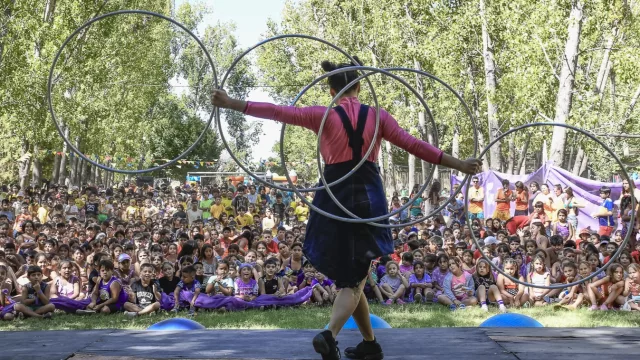 Más de dos mil niños y 340 adultos cerraron el ciclo Destino Verano 2026