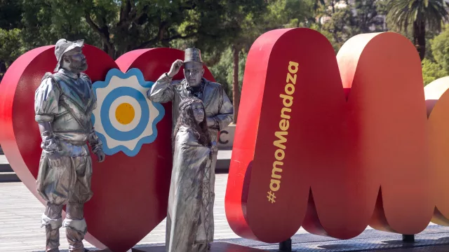 La Ciudad de Mendoza celebró 465 años de su fundación