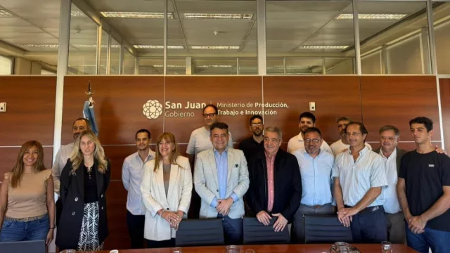 Presentaron en San Juan la primera edición de Vinexpo Explorer dedicada al vino a granel