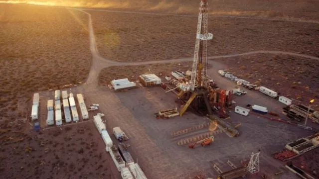 Vaca Muerta y el rally del petróleo: por qué el shale argentino vuelve a captar el interés de los inversores