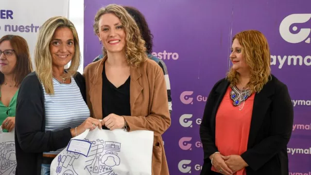 Terminalidad educativa: Calvente felicitó a los agentes municipales que decidieron retomar sus estudios