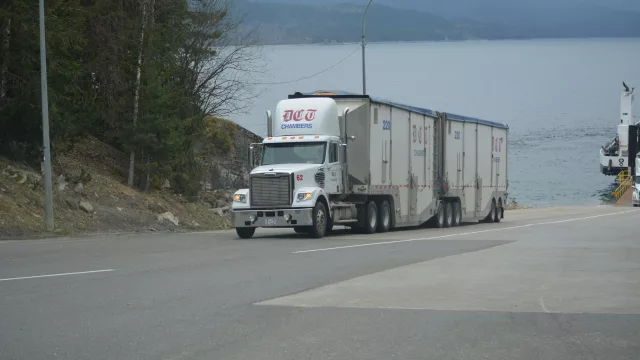 El aumento del combustible en Chile impacta en Mendoza: menos turismo de compras y presión sobre el transporte de cargas