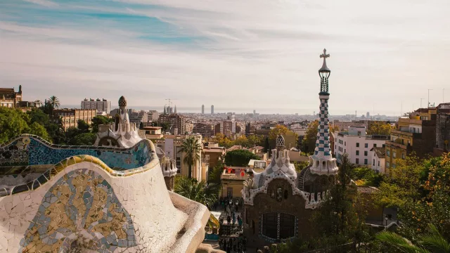 Barcelona ya tiene una de las tasas turísticas más altas de Europa (superando a Roma y París)