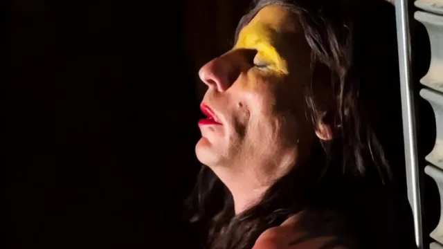 Gonzalo Valenzuela llega a Mendoza con su impactante unipersonal