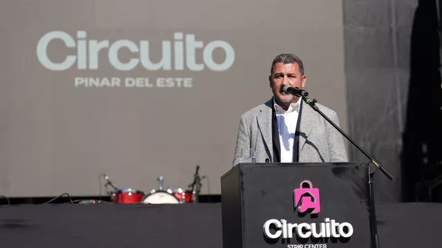 Kristich inauguró otro centro comercial: Circuito Pilar del Este