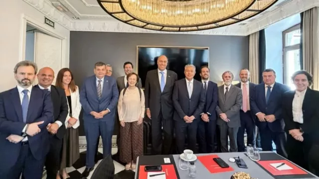 Figueroa invitó a Europa a invertir en Vaca Muerta y proyectó miles de nuevos empleos en Neuquén