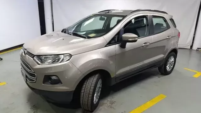 Subasta de YPF en Mendoza: rematan camionetas y autos desde $ 4,1 millones