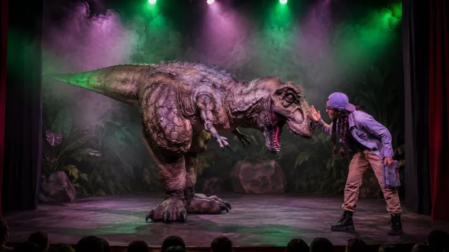 Teatro en vacaciones de invierno: un viaje jurásico y el portal mágico
