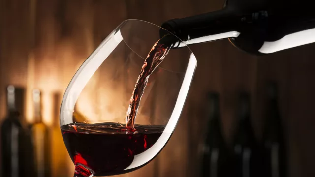 Alta Yarí presenta su Gran Malbec 2024 premiado con Medalla de Platino en Londres