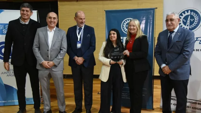 La FEM lanza la convocatoria anual "Premio Joven Empresario Mendocino 2026"