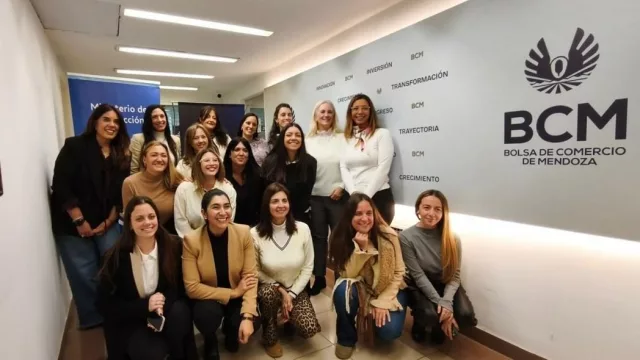 Más Mujeres, Más Oportunidades: un ciclo para fortalecer y profesionalizar la participación de mujeres en la economía