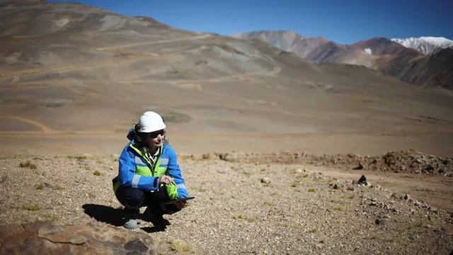 Vicuña quedó habilitada para ampliar la infraestructura eléctrica que abastecerá sus proyectos de cobre en San Juan