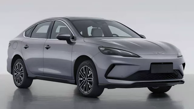 BYD Seal 5 DM-i: Yacopini presentó en Mendoza el séptimo modelo de la marca china en 11 meses