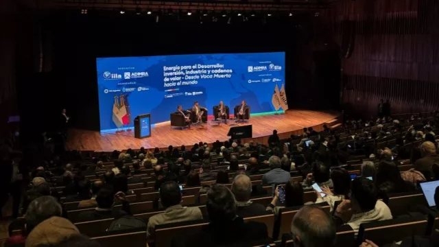 Foro Energético: Cornejo habló de la recuperación petrolera de Mendoza, IMPSA y el impulso a las pymes metalmecánicas