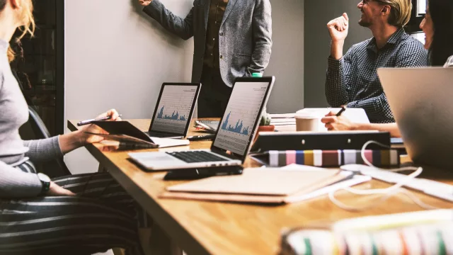 ¿Los salarios le ganaron a la inflación? La letra chica de los datos oficiales