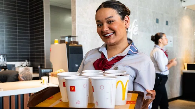 Arcos Dorados fue reconocida como la mejor empresa para trabajar para las mujeres en Argentina