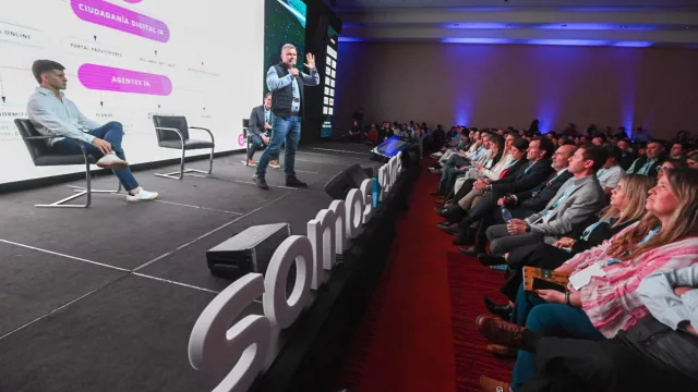 Inteligencia artificial en la gestión municipal: el intendente que presentó sus Trabajadores Digitales