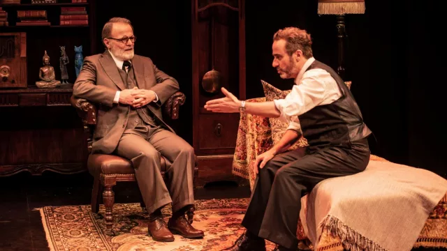 La última sesión de Freud llega a Mendoza: un duelo de ideas sobre Dios, el amor y el sentido de la vida