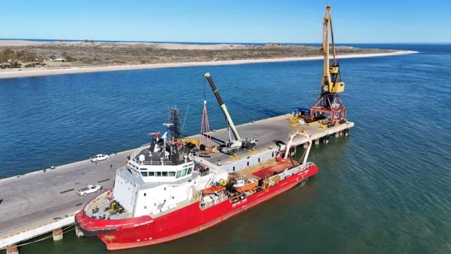 Argentina GNL avanza con nuevos estudios del suelo marino frente a Sierra Grande