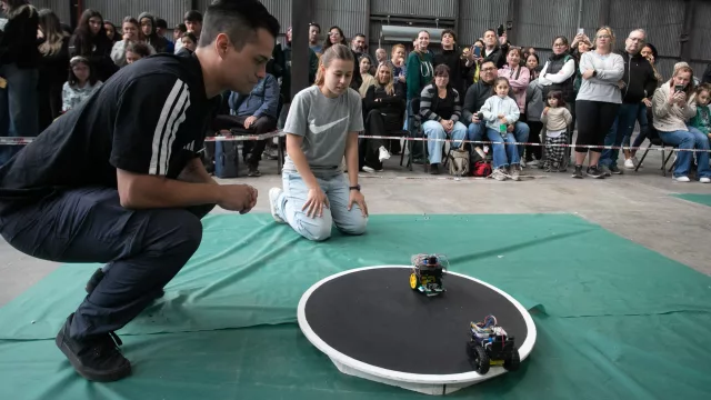 Liga Nacional de Robótica a Mendoza: competencias, muestras tecnológicas y entrada solidaria en la Nave Cultural